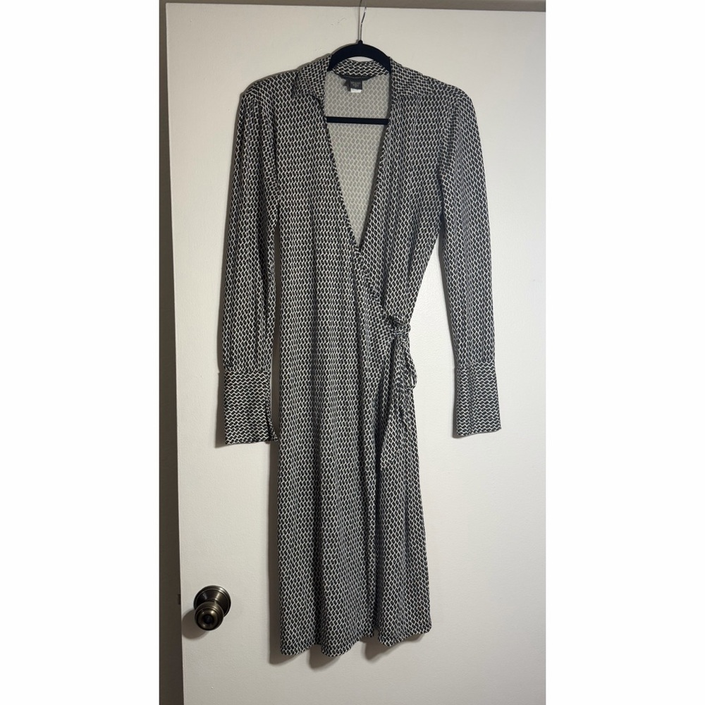 Banana Republic Black and White Patterned Long Sleeve Dress